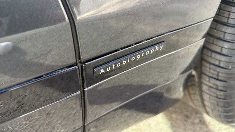 Land Rover Range Rover Velar 2.0 D200 MHEV Autobiography 5dr Auto [Revised] Diesel Estate